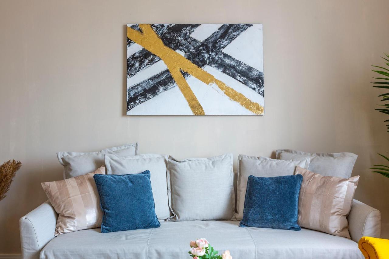 Luxurious Central Apartment In Liszt Ferenc Square บูดาเปสต์ ภายนอก รูปภาพ
